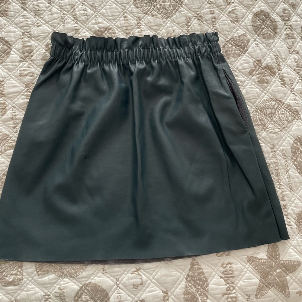 Zara mini skirt in faux leather